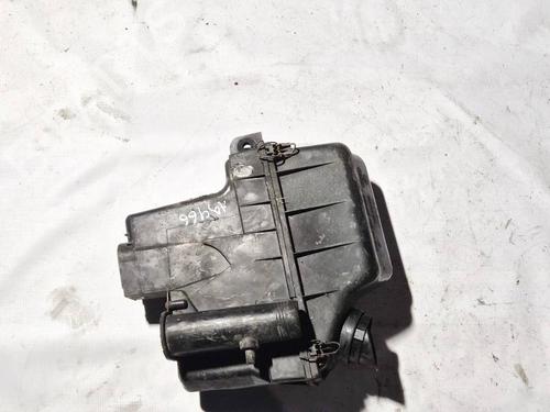 Used Air filter box Air filter box AUDI 100 C3 Saloon (443, 444) 2.0 D (70 hp) 35233251 35233251