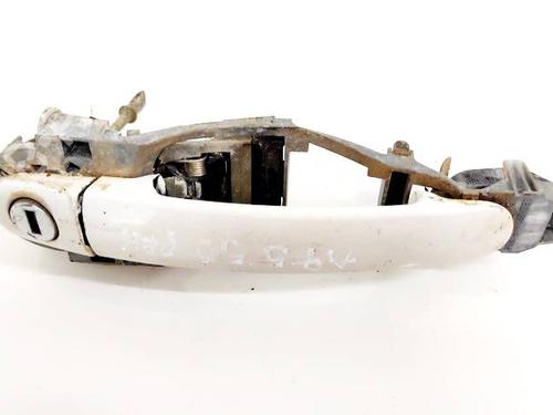 front-left-exterior-door-handle-vw-passat-b5-variant-3b5-1997-1998-1999-2000-2001-35316879 main image