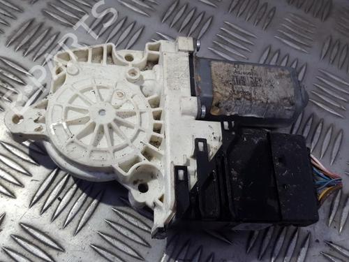Used Left front window motor Left front window motor 35687956 35687956