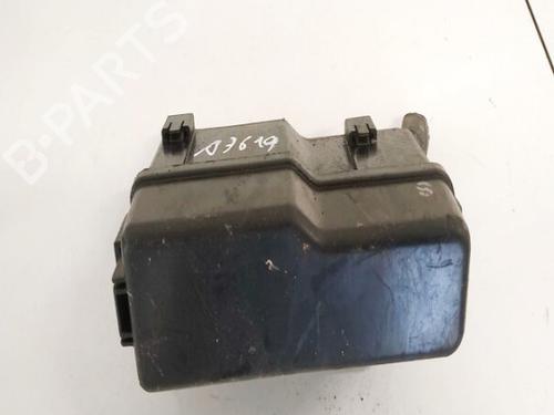 Used Fuse box Fuse box 32897513 32897513
