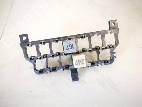 Used Fuse box Fuse box VW PASSAT B5 Variant (3B5) 1.9 TDI (115 hp) 32951787 32951787