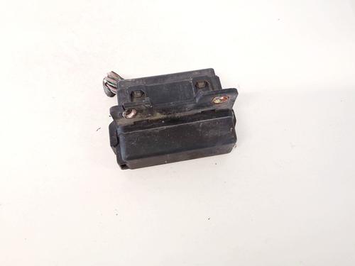 Used Fuse box Fuse box TOYOTA COROLLA Saloon (_E12_) 1.4 D-4D (NDE120_, NDE120R) (90 hp) 33071219 33071219