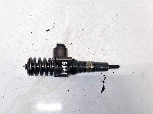 Used Injector Injector SKODA OCTAVIA II (1Z3) 2.0 TDI (140 hp) 35067653 35067653