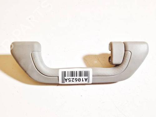 handtag-i-tag-honda-fr-v-be-2004-34958699 main image