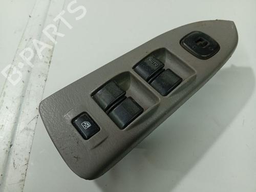 Used Switch MAZDA PREMACY (CP) 2.0 TD (90 hp) 32535812