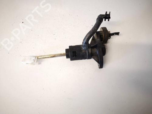 Used Clutch slave cylinder Clutch slave cylinder SKODA SUPERB I (3U4) 2.5 TDI (155 hp) 35268319 35268319