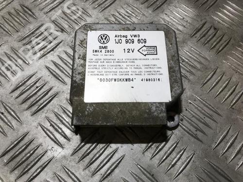 Used ECU airbags ECU airbags VW GOLF IV (1J1) 1.9 SDI (68 hp) 33498092 33498092