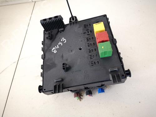 fuse-box-opel-vectra-c-z02-2002-2003-2004-2005-2006-2007-2008-2009-32915617 main image