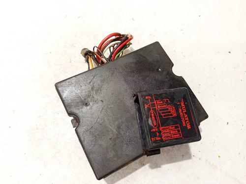 Used Fuse box RENAULT ESPACE II (J/S63_) 2.2 (J/S637, J63G) (108 hp) 32555622