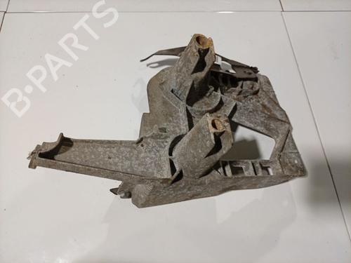 Used Support Support RENAULT SCÉNIC I MPV (JA0/1_, FA0_) 1.4 16V (JA0D, JA1H, Ja0W, JA10) (95 hp) 34502153 34502153