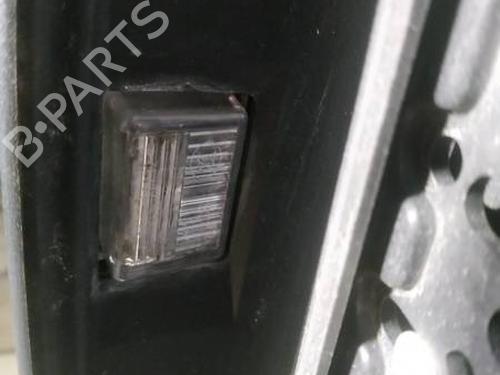 licence-plate-light-mercedes-benz-c-class-w204-2007-2008-2009-2010-2011-2012-2013-2014-2015-35139374 main image