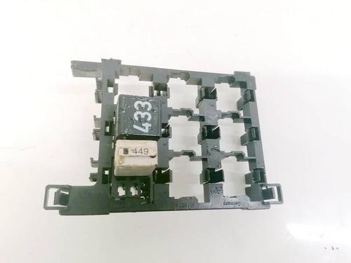 Used Fuse box Fuse box VW GOLF PLUS V (5M1, 521) 1.9 TDI (105 hp) 32928519 32928519