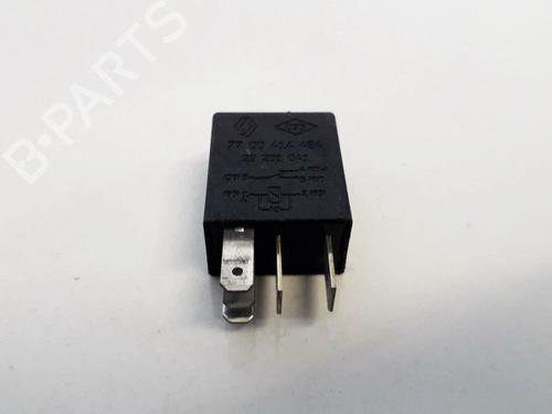 other-renault-laguna-ii-bg01_-2001-2002-2003-2004-2005-2006-2007-33064407 main image