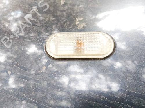 Used Right side indicator Right side indicator 38572205 38572205