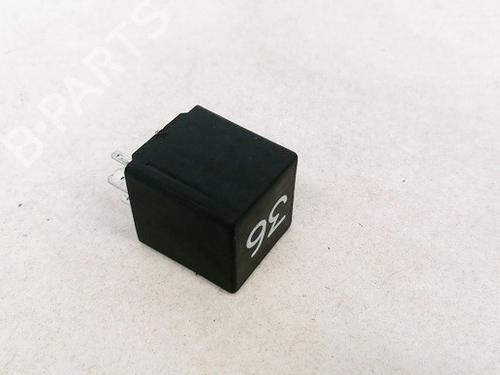 Used Electronic sensor Electronic sensor VW PASSAT B3/B4 Variant (3A5, 35I) 1.9 TDI (110 hp) 33081550 33081550