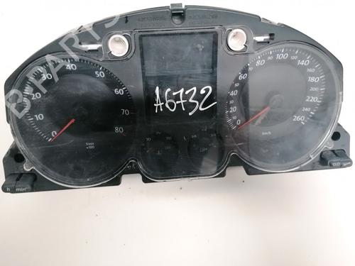 Used Instrument cluster Instrument cluster VW PASSAT B6 (3C2) 2.0 FSI (150 hp) 35557904 35557904