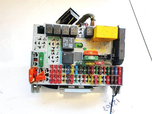 Used Fuse box Fuse box OPEL ASTRA G Hatchback (T98) 2.0 DI (F08, F48) (82 hp) 32951946 32951946