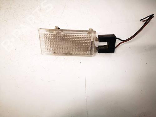 Plafoniera interna Plafoniera interna AUDI A6 C5 (4B2, 4B4) 2.5 TDI (150 hp) 34788115 34788115