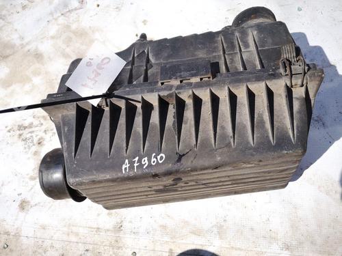 Used Air filter box Air filter box FIAT ULYSSE (220_) 2.0 (220.AC5) (121 hp) 35425469 35425469