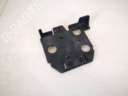 Used Support Support PEUGEOT 304 (_04M_) 1.3 (M02) (75 hp) 32946218 32946218