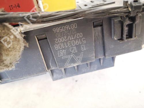 Fuse box OPEL VECTRA C (Z02) 2.0 DTI 16V (F69) | BP32898528E1 - Image 2