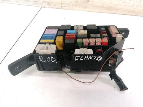 Used Fuse box Fuse box VW TRANSPORTER T4 Van (70A, 70H, 7DA, 7DH) 1.9 D (60 hp) 32897040 32897040