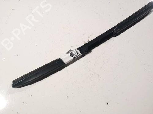 front-windshield-wiper-arm-audi-a4-b5-8d2-1994-1995-1996-1997-1998-1999-2000-2001-32576054 main image