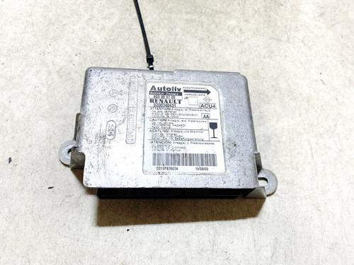 ecu-airbags-renault-scenic-ii-jm01_-2003-2004-2005-2006-2007-2008-2009-2010-33100903 main image