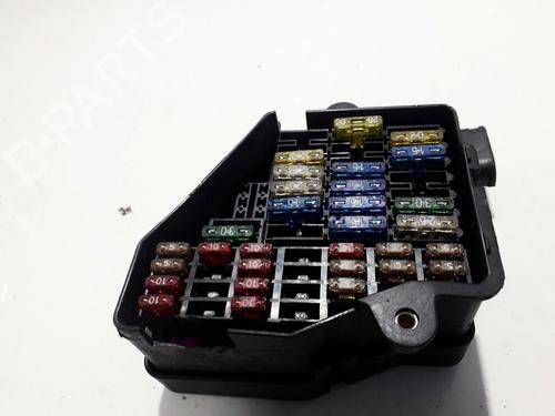 Used Fuse box Fuse box AUDI A4 B5 (8D2) 1.6 (100 hp) 33522695 33522695