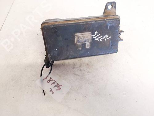 Used Fuse box Fuse box LAND ROVER FREELANDER I (L314) 2.0 DI 4x4 (98 hp) 32932229 32932229