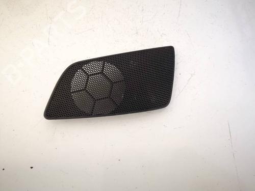 Grelha Grelha SKODA OCTAVIA II (1Z3) 1.9 TDI (105 hp) 34787090 34787090