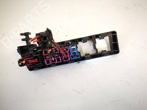 Fuse box VW PASSAT B6 (3C2) 2.0 TDI | BP32587115E1 - Image 2