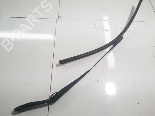 front-windshield-wiper-arm-ford-mondeo-iv-ba7-2007-2008-2009-2010-2011-2012-2013-2014-2015-33097948 main image