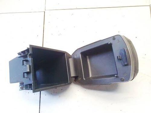 Used Armrest / Center console Armrest / Center console 38765757 38765757