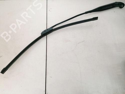 Used Front windshield wiper arm Front windshield wiper arm 33094367 33094367