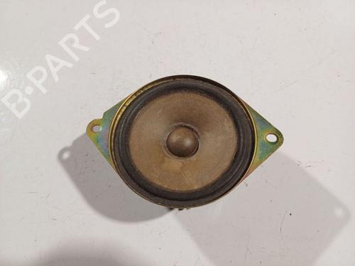 Used Speaker Speaker TOYOTA YARIS (_P1_) 1.3 (SCP12_, SCP13_, SCP12R, SCP13R) (87 hp) 32564166 32564166
