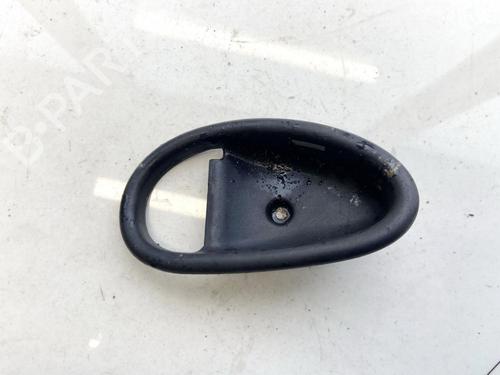 Used Front right interior door handle Front right interior door handle 35479776 35479776