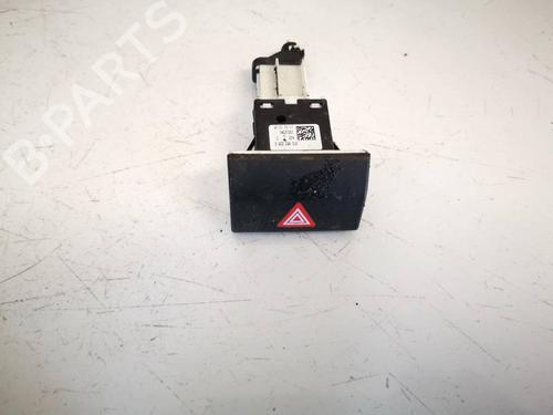 Used Warning switch Warning switch SKODA SUPERB II (3T4) 2.0 TDI (140 hp) 35025181 35025181