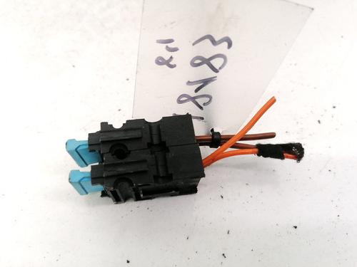 Used Fuse box Fuse box CHRYSLER 300C Touring (LX, LE) 3.0 CRD (218 hp) 32910077 32910077