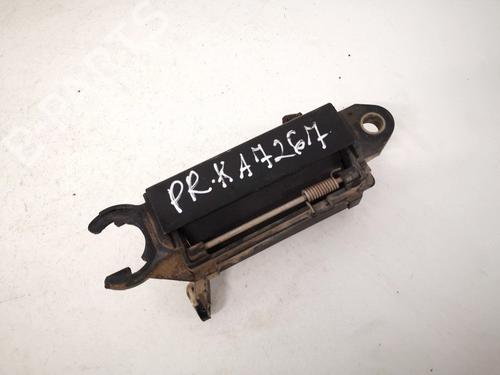 front-left-exterior-door-handle-audi-a4-b5-8d2-1994-1995-1996-1997-1998-1999-2000-2001-35428551 main image