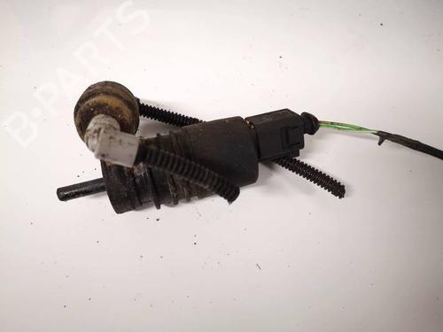 washer-pump-skoda-roomster-5j7-2006-2007-2008-2009-2010-2011-2012-2013-2014-2015-34862230 main image