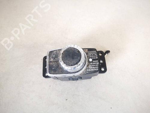 Used Steering wheel controls Steering wheel controls 35245657 35245657
