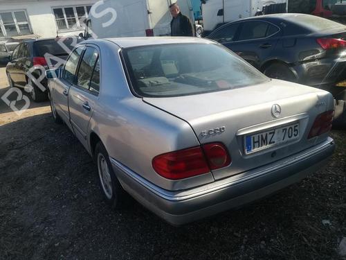 Warning switch MERCEDES-BENZ E-CLASS (W210) E 220 D (210.004) | BP35861364I22 - Image 10