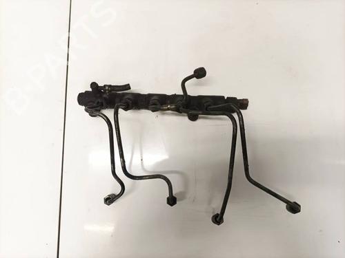 Used Injection rail Injection rail TOYOTA AVENSIS VERSO (_M2_) 2.0 D (CLM20_, CLM20R) (116 hp) 35227231 35227231