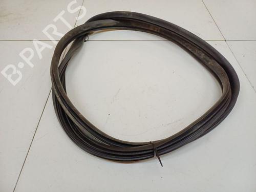 Gummiliste Gummiliste MERCEDES-BENZ E-CLASS T-Model (S211) E 200 T Kompressor (211.242) (163 hp) 34772323 34772323