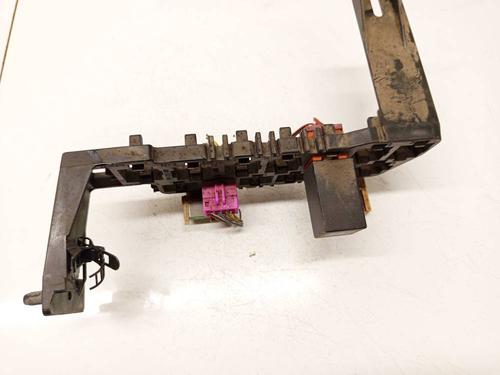 Used Fuse box AUDI A4 B5 (8D2) 1.9 TDI (90 hp) 32539420