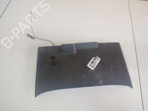 Used Glove box Glove box VOLVO V50 (545) 2.0 D (136 hp) 36524600 36524600