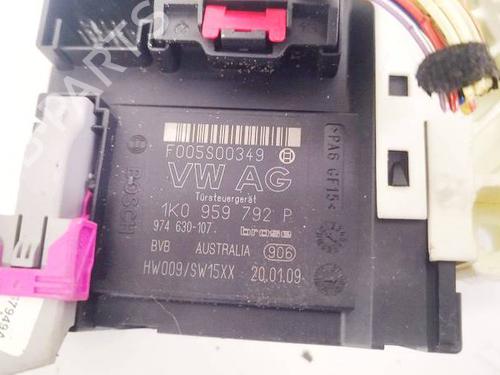 Right front window motor VW PASSAT CC B6 (357) 2.0 TDI | BP35134679E20 - Image 3