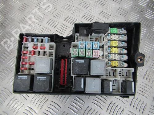 Used Fuse box Fuse box FORD FOCUS II (DA_, HCP, DP) 1.8 TDCi (115 hp) 33492528 33492528