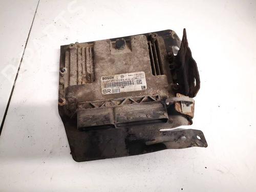 Used Engine control unit (ECU) OPEL ZAFIRA / ZAFIRA FAMILY B (A05) 1.9 CDTI (M75) (120 hp) 32616061